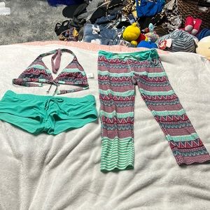 BREATHE THREE PIECE SWIM WEAR